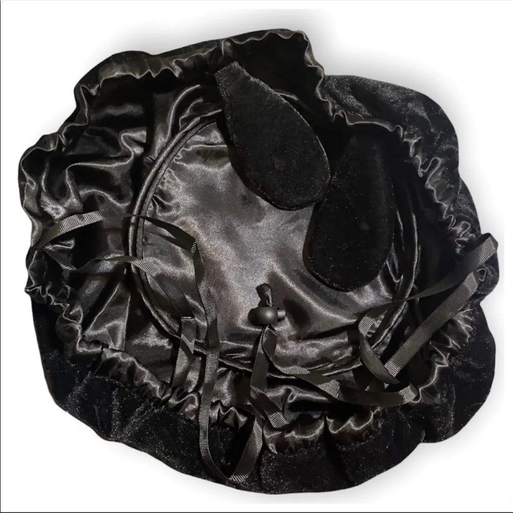 Loha Travel Makeup Bag Lay & Play Black Bunny Ears Drawstring Makeup Travel Bag